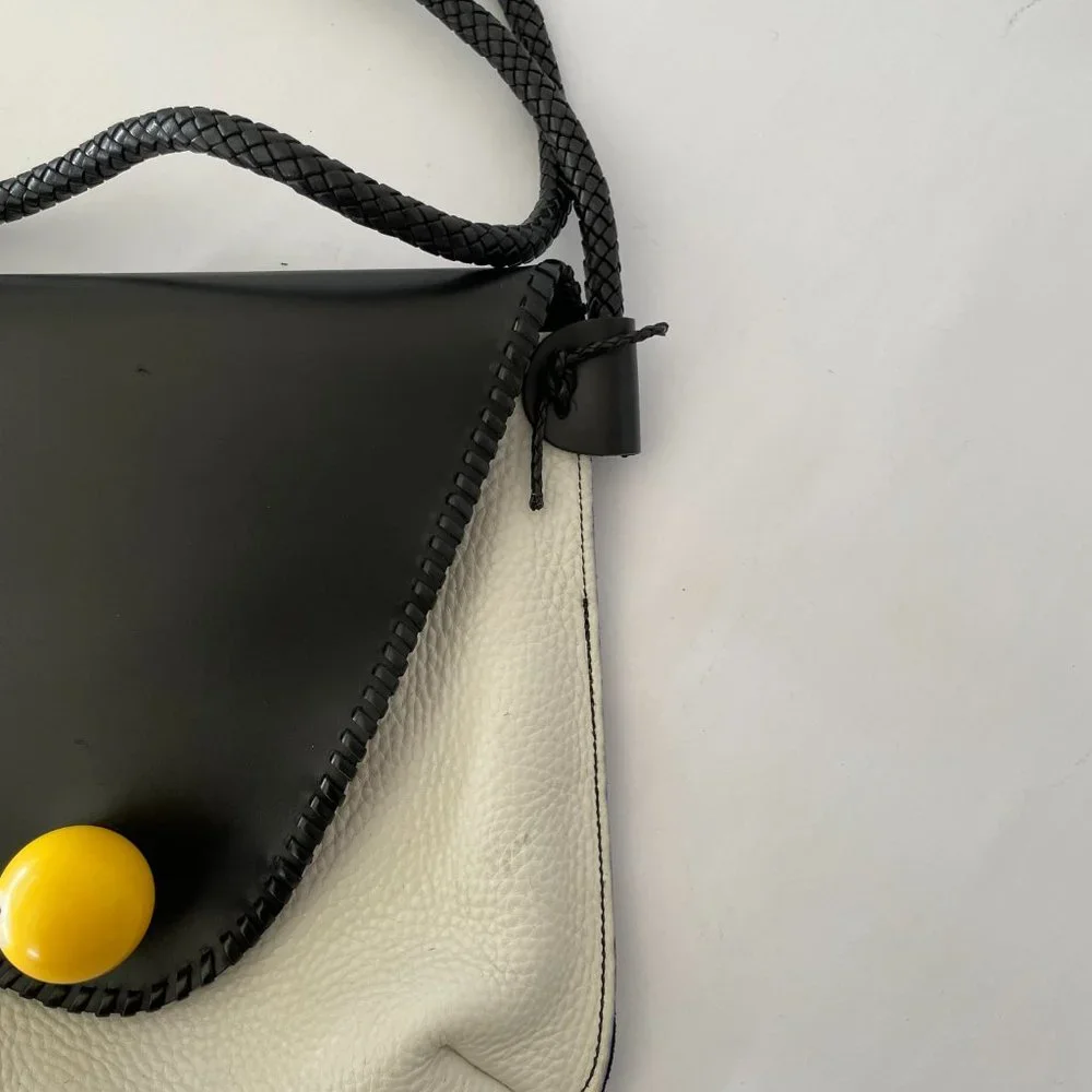 Carol Risley Que Ball Shoulder Purse - Picture 3 of 10